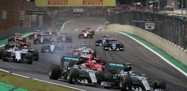 Hamilton vs Rosberg in Interlagos